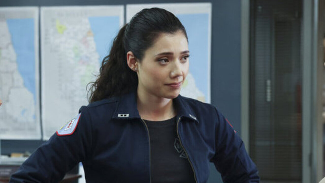 Why Chicago Fire Fans Should Root For Violet And Hawkins' Relationship ...