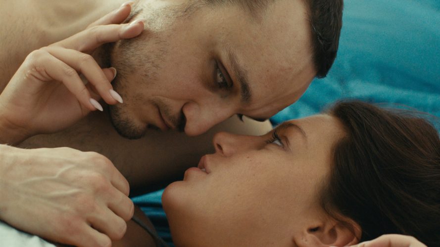 'Passages' captures intimacy up-close — and the result is messy and mesmerizing