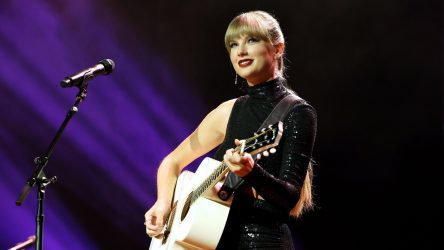 The Clock Strikes: Time for Taylor Swift’s New LP, ‘Midnights’