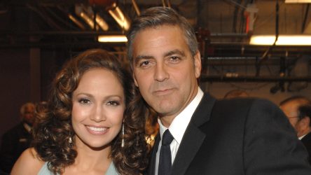 An Insider Says Jennifer Lopez Is Looking To Re-Team With George Clooney More Than 25 Years After Out Of Sight, But It's Complicated