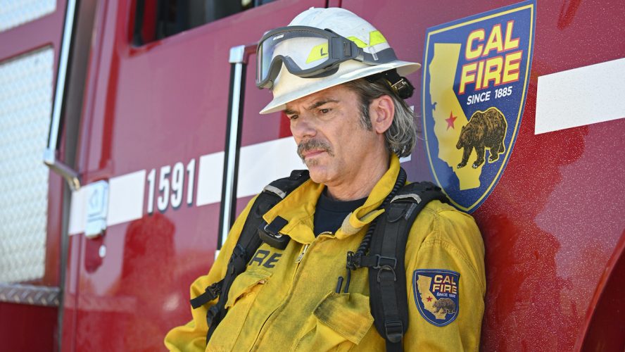 Fire Country's Billy Burke On Working With TV Son Max Thieriot, And Why He Thinks The CBS Drama Is Already A Hit