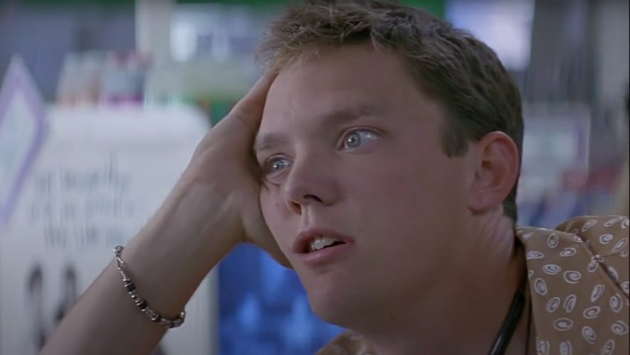 Scream Writer Gets Honest About Theories Claiming Matthew Lillard’s Stu Macher Is Alive