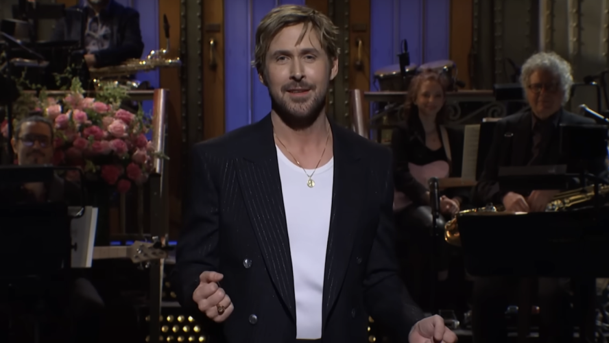 Ryan Gosling's SNL Episode Went Viral, But Colin Jost Says Another Actor Is 'Especially Good' At The Table Read