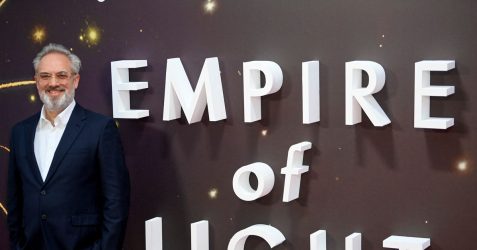 Sam Mendes' 'Empire of Light' a love letter to movies and his mother