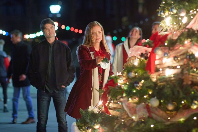 How to watch the new Hallmark ‘Countdown to Christmas’ movies this weekend (11/10-11/12)