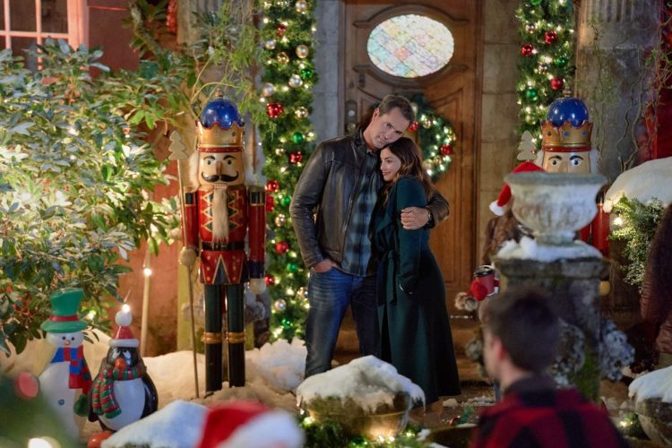 How to watch the new Hallmark ‘Miracles of Christmas’ movie tonight (11/9/23): FREE live stream