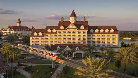 Disney World's Grand Floridian Unveiled This Year's Sweet Gingerbread House, And It's Honestly Too Stunning To Ever Eat