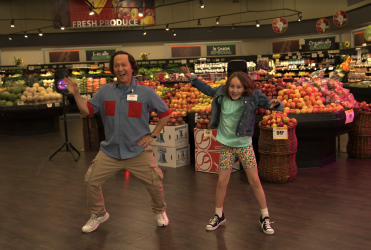 New Rob Schneider film ‘Daddy Daughter Trip’ is a love letter to Arizona