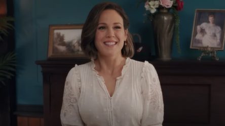 Erin Krakow's Blind Date Book Club Co-Star Kept Pitching When Calls The Heart Characters He Wants To Play, And Actually I'd Be More Excited About This Than Her Mountie Romance