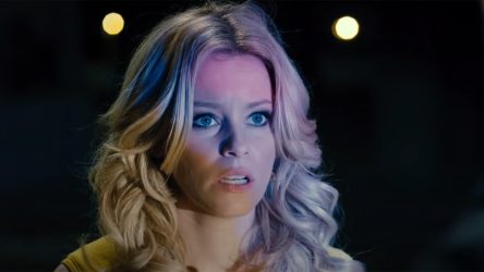 Elizabeth Banks Is Mad About One Noughties Trend Making A Comeback Thanks To Gen Z (And I Am Right There With Her)