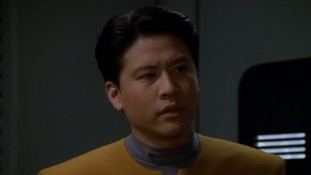6 Times Star Trek: Voyager Did Harry Kim Dirty