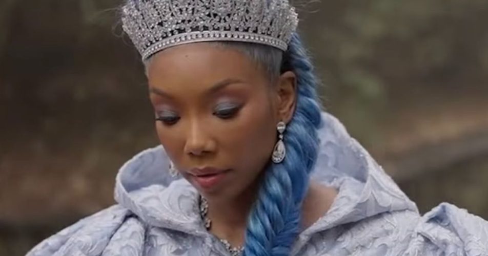 Brandy Returns as Cinderella in Disney's Descendants: The Rise of Red