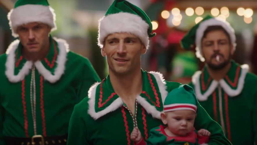 Hallmark's Three Wise Men And A Baby Stars Performed Epic Dance On Stage, With Danica McKellar And More Reacting
