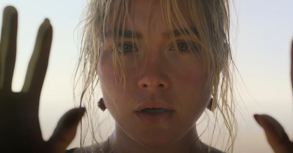 Don't Worry Darling Reviews Praise Florence Pugh...But Not Much Else