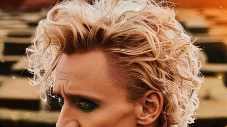 Fake Labyrinth Remake Poster Puts Tom Hiddleston in David Bowie's Role