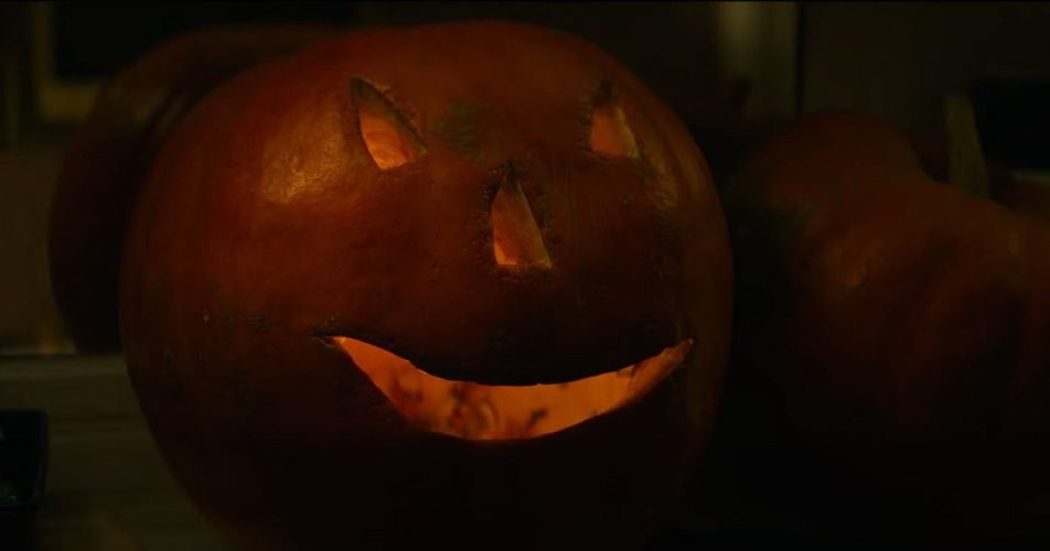 Final Halloween Ends Trailer Teases Laurie Strode's Last Stand