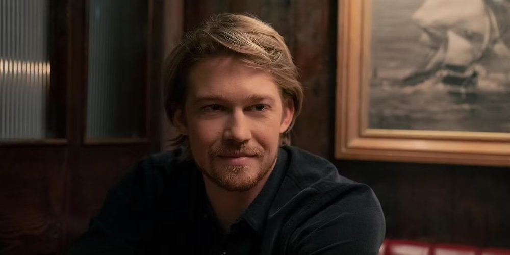Taylor Swift's Ex Joe Alwyn Throws Hat in the Ring for Next James Bond