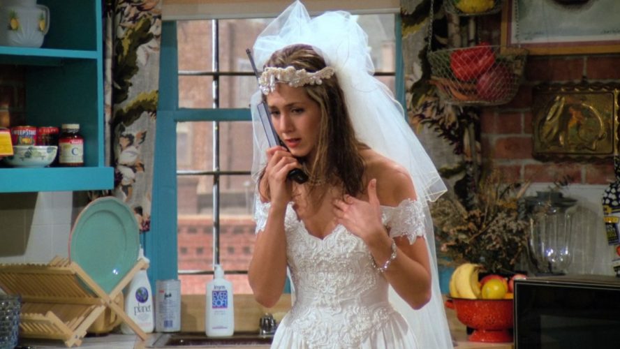 After Friends Fans' Debate Over The Color Of One Of Rachel's Dresses, Her Wedding Gown Is Being Called Into Question