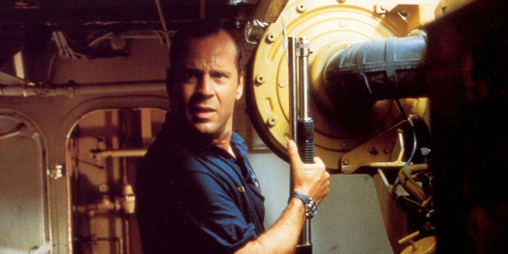 Bruce Willis’ Panned 90s Action Thriller 'Striking Distance' Streaming for Free