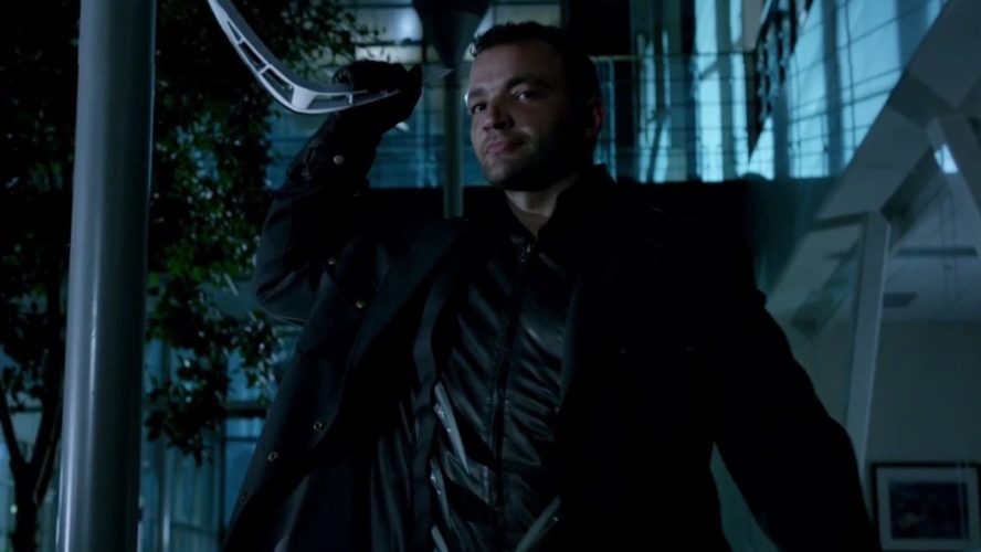 The Flash Is Bringing In Captain Boomerang As A Season 9 Villain, But With A Twist