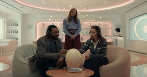 Emilia Clarke & Chiwetel Ejiofor Embrace a Unique Parenthood in The Pod Generation Trailer